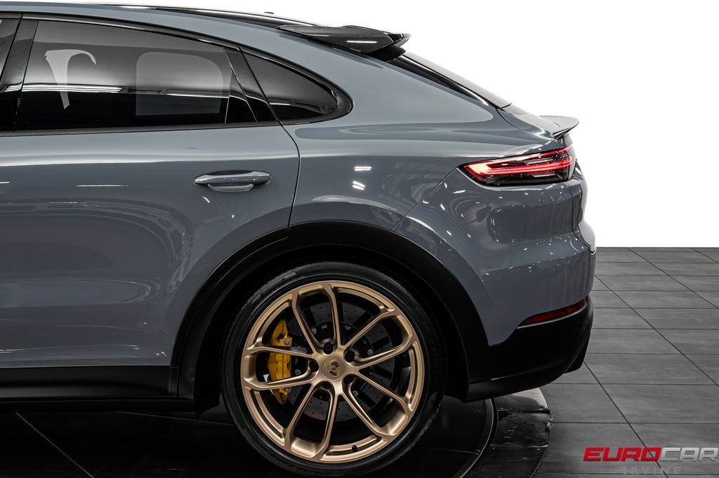 2022 Porsche Cayenne Coupe Turbo GT *HUGE CARBON OPTIONS * SPORT SEATS*