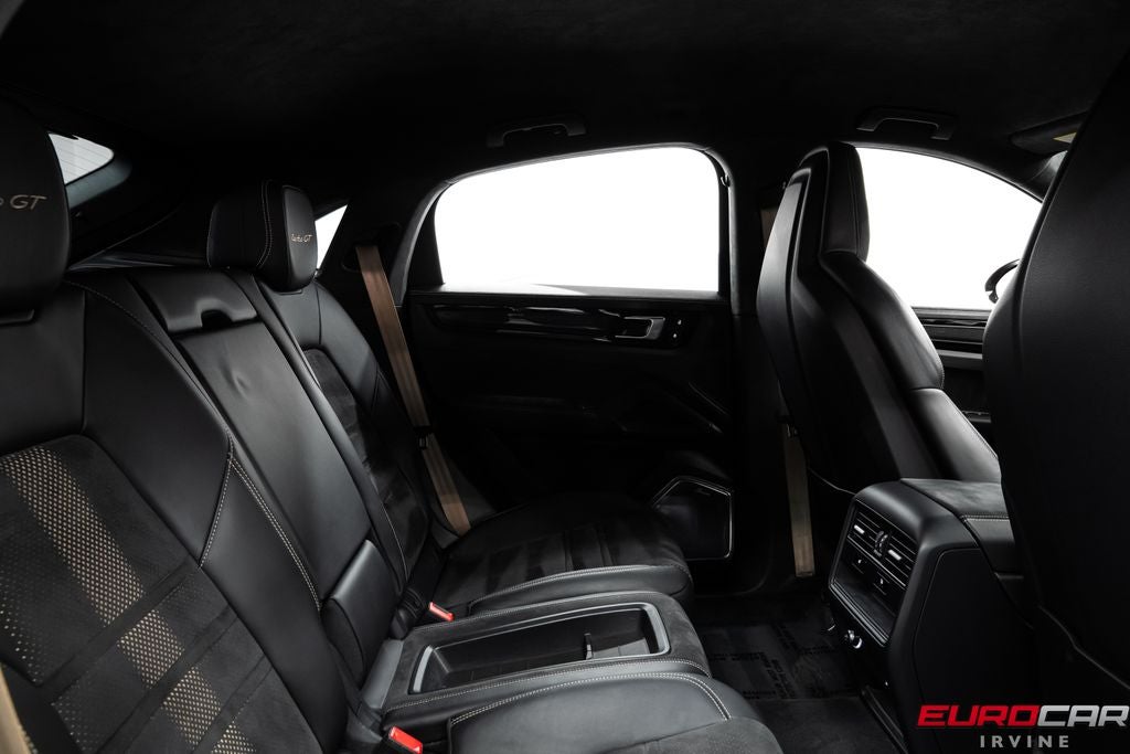 2022 Porsche Cayenne Coupe Turbo GT *HUGE CARBON OPTIONS * SPORT SEATS*