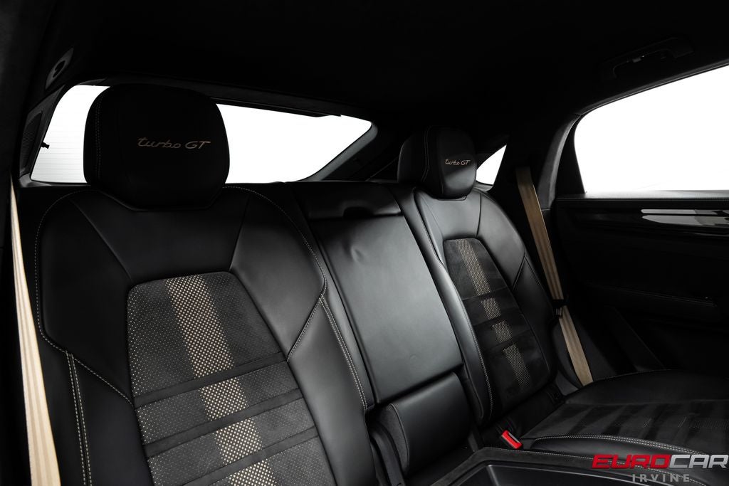 2022 Porsche Cayenne Coupe Turbo GT *HUGE CARBON OPTIONS * SPORT SEATS*