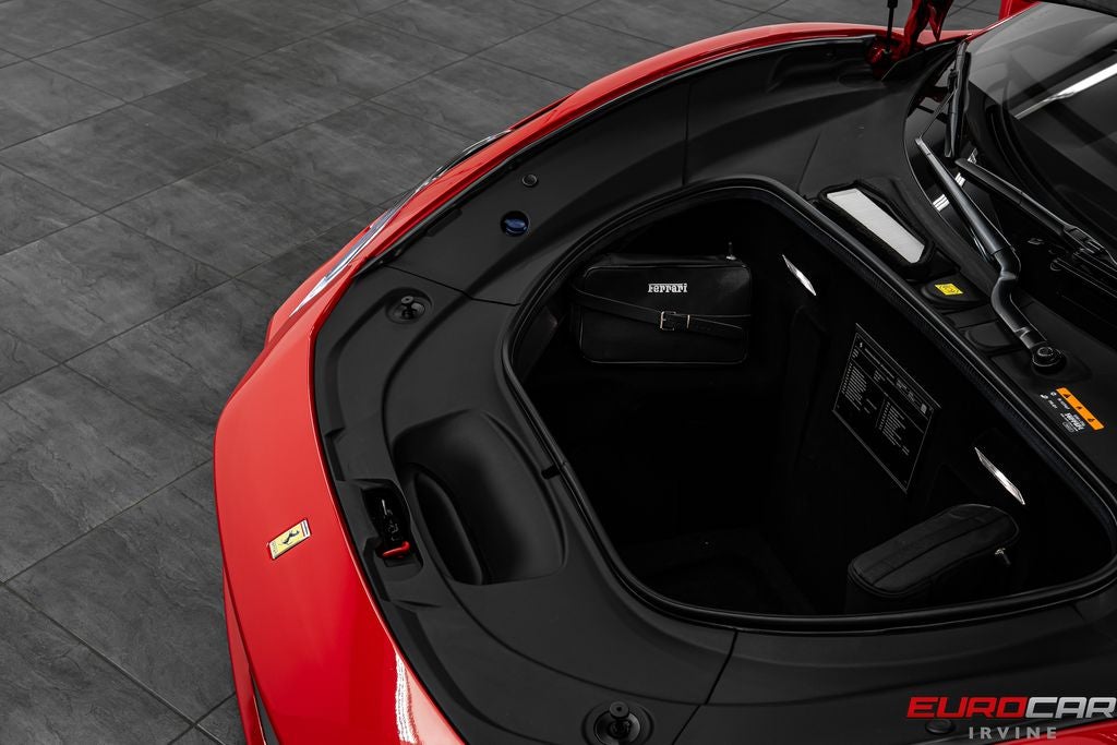 2021 Ferrari F8 Tributo *CARBON STEERING WHEEL * FULL ELECTRIC SEATS*