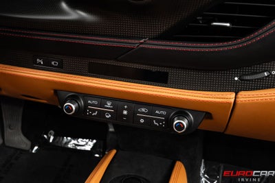 2021 Ferrari F8 Tributo *CARBON STEERING WHEEL * FULL ELECTRIC SEATS*