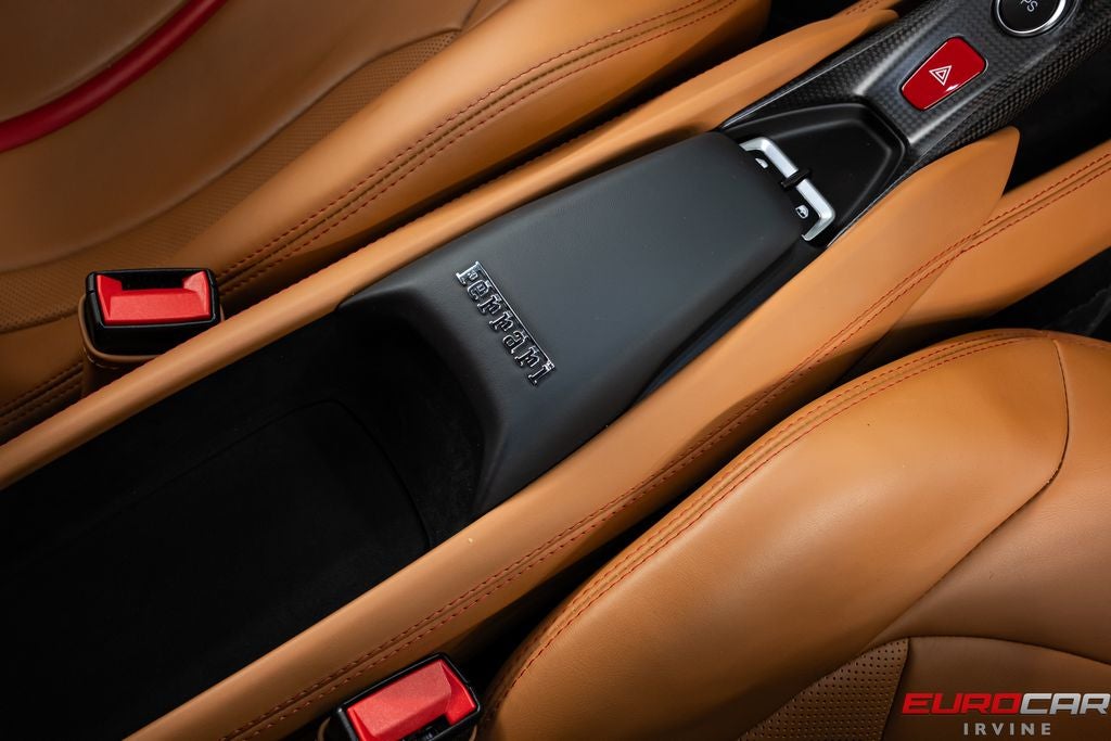 2021 Ferrari F8 Tributo *CARBON STEERING WHEEL * FULL ELECTRIC SEATS*