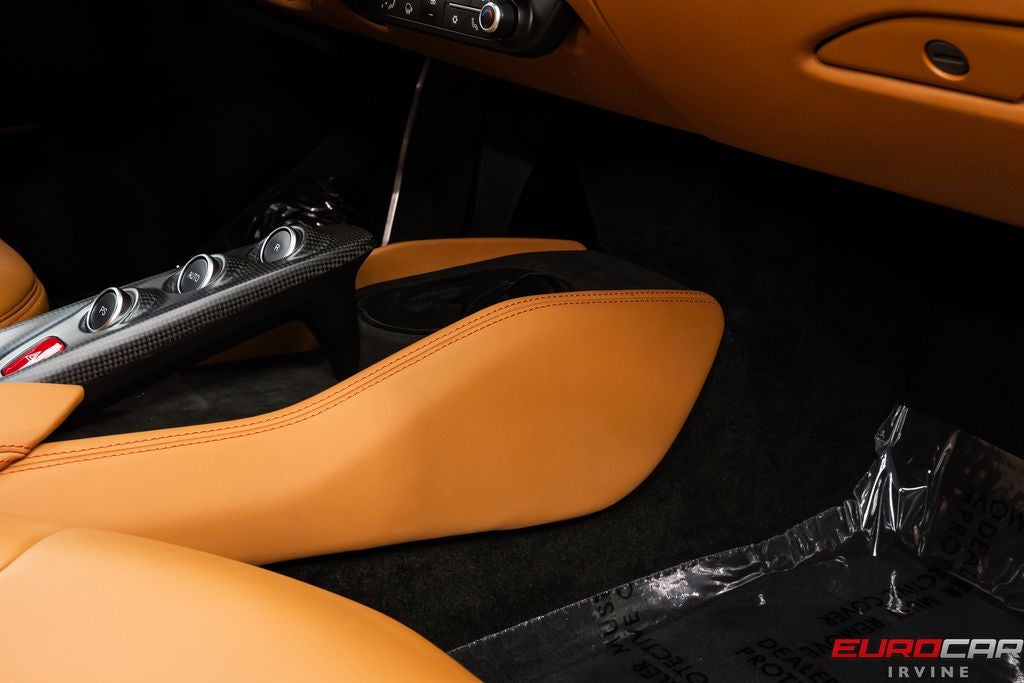 2021 Ferrari F8 Tributo *CARBON STEERING WHEEL * FULL ELECTRIC SEATS*
