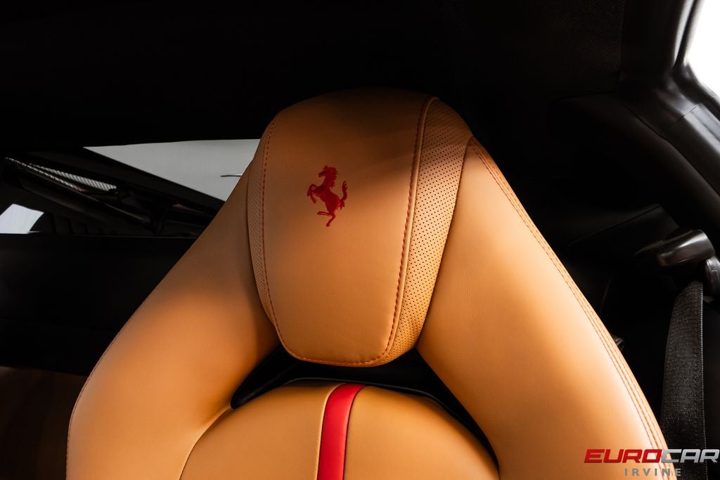 2021 Ferrari F8 Tributo *CARBON STEERING WHEEL * FULL ELECTRIC SEATS*