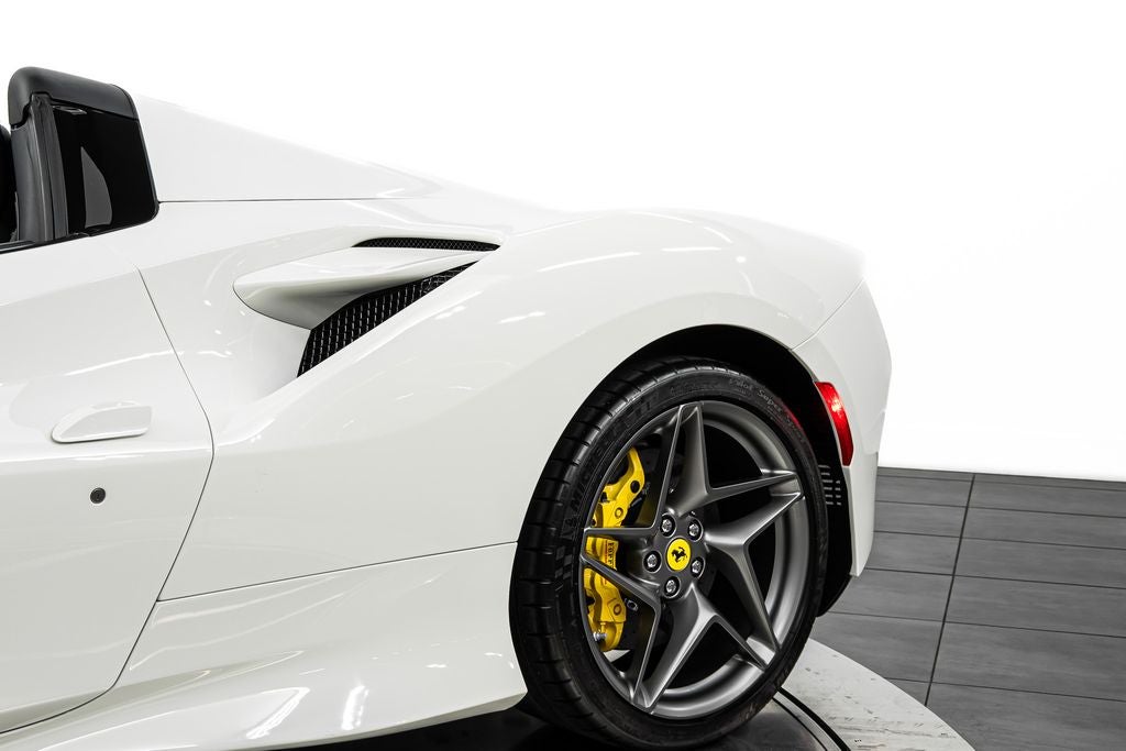 2022 Ferrari F8 Spider Base