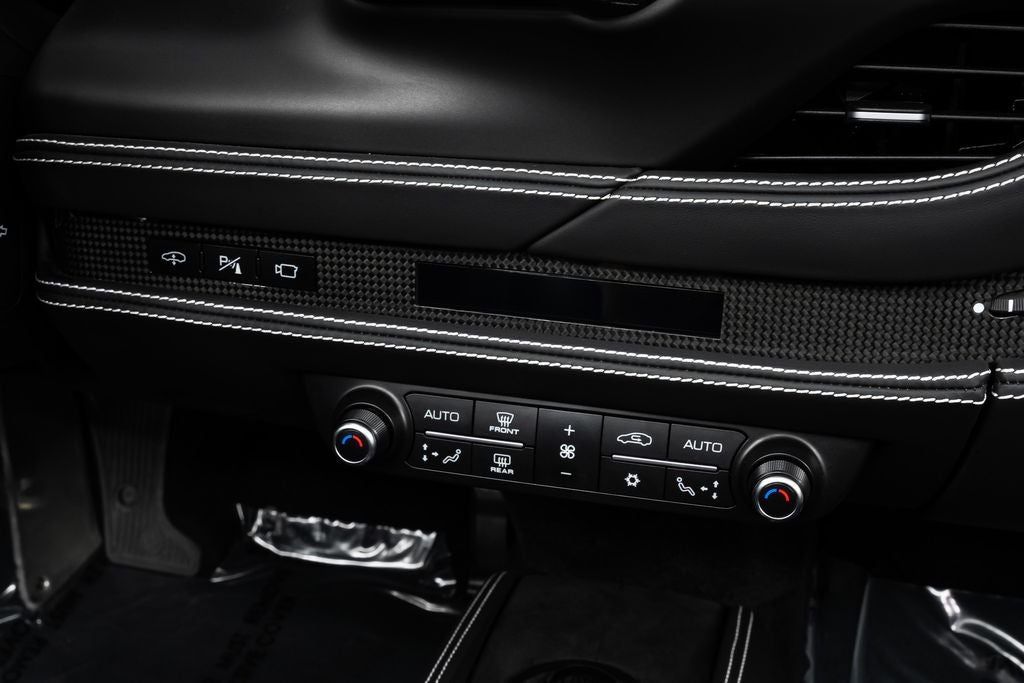 2022 Ferrari F8 Spider Base