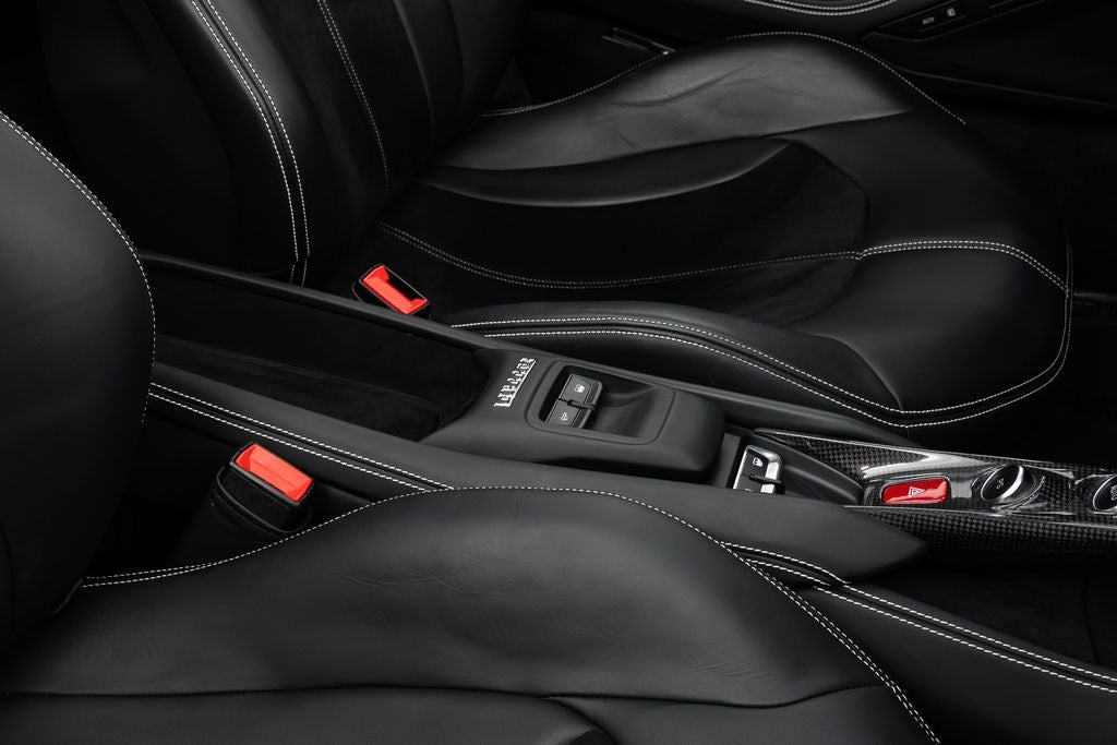 2022 Ferrari F8 Spider Base