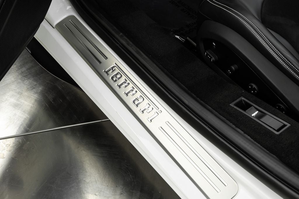 2022 Ferrari F8 Spider Base