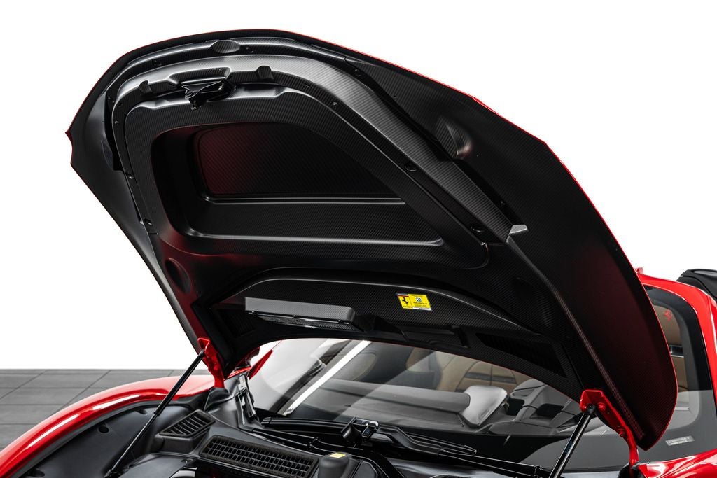 2023 Ferrari SF90 Spider Base