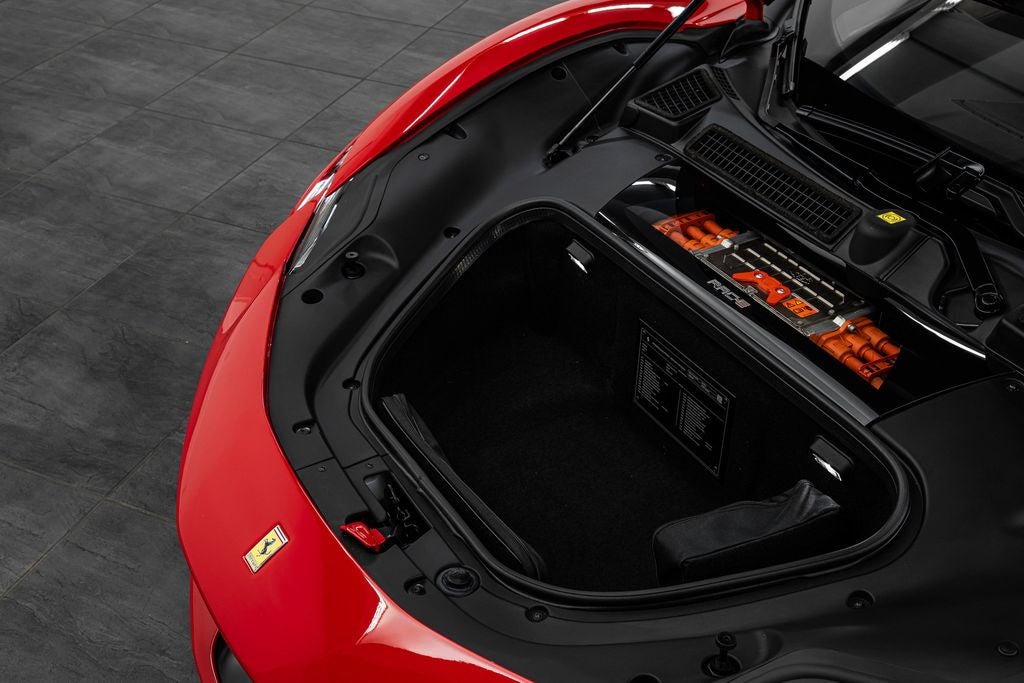 2023 Ferrari SF90 Spider Base