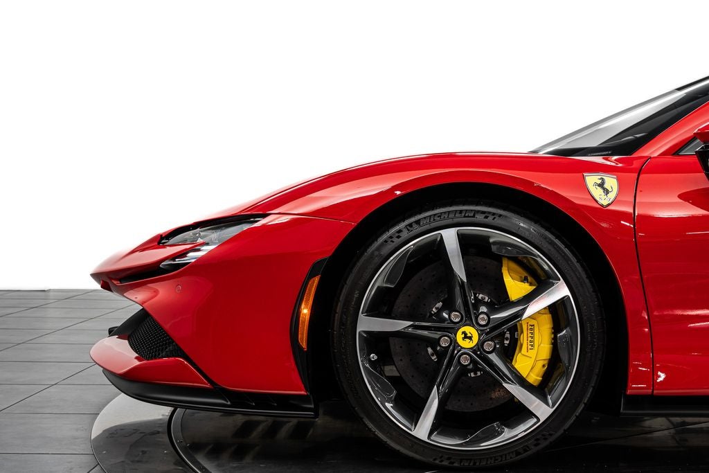 2023 Ferrari SF90 Spider Base