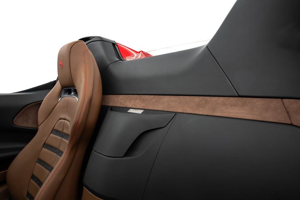 2023 Ferrari SF90 Spider Base