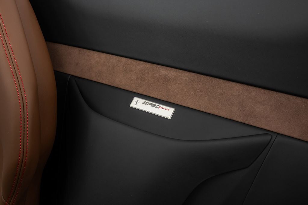 2023 Ferrari SF90 Spider Base