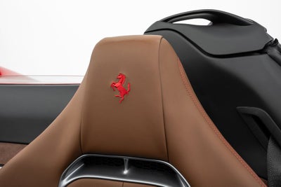 2023 Ferrari SF90 Spider Base