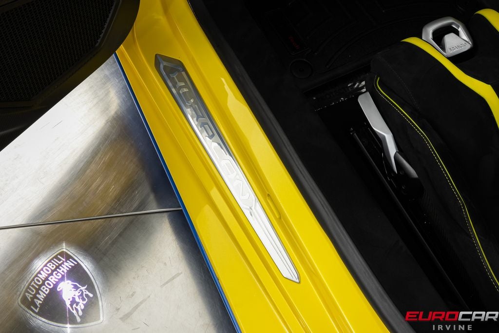 2022 Lamborghini Huracan STO *HUGE CARBON OPTIONS * FULL PPF*