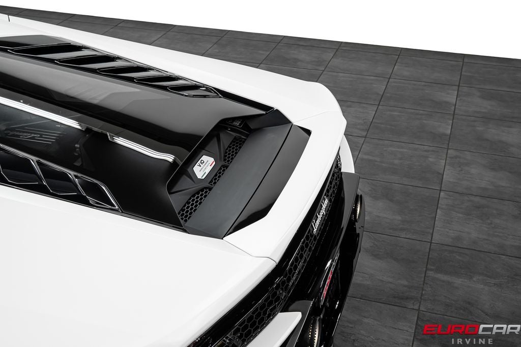 2022 Lamborghini Huracan EVO AWD *FULL ELECTRIC SEATS * FULL MATTE PPF*