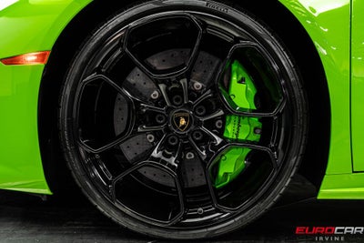 2017 Lamborghini Huracan LP610-4 Spyder *FULL ELECTRIC SEATS * FRONT LIFT*