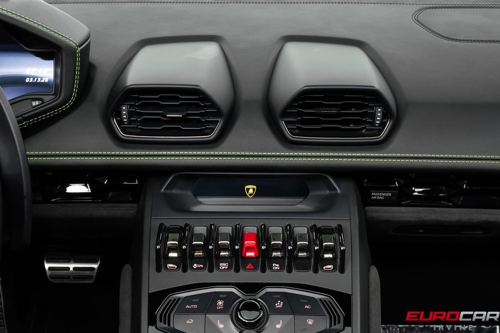 2017 Lamborghini Huracan LP610-4 Spyder *FULL ELECTRIC SEATS * FRONT LIFT*