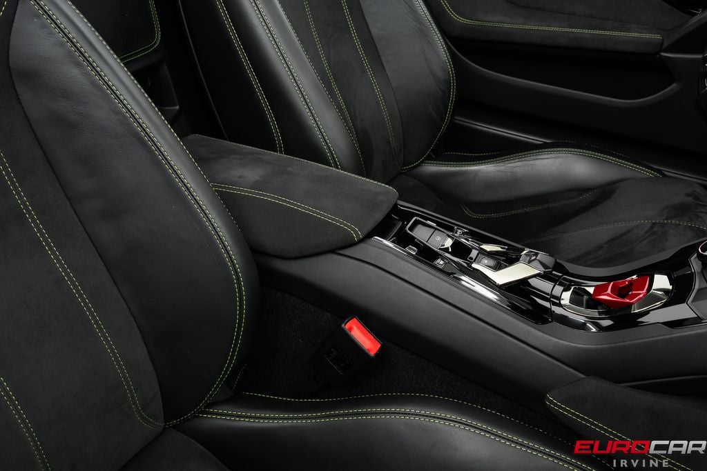 2017 Lamborghini Huracan LP610-4 Spyder *FULL ELECTRIC SEATS * FRONT LIFT*