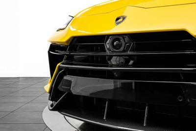 2023 Lamborghini Urus Performante