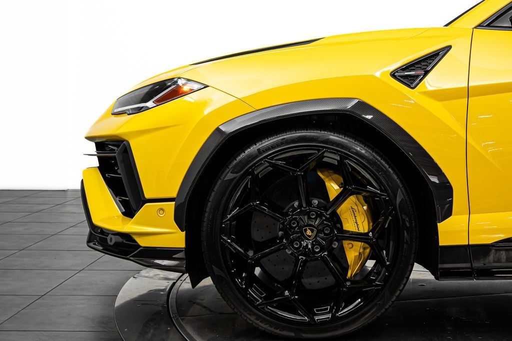 2023 Lamborghini Urus Performante