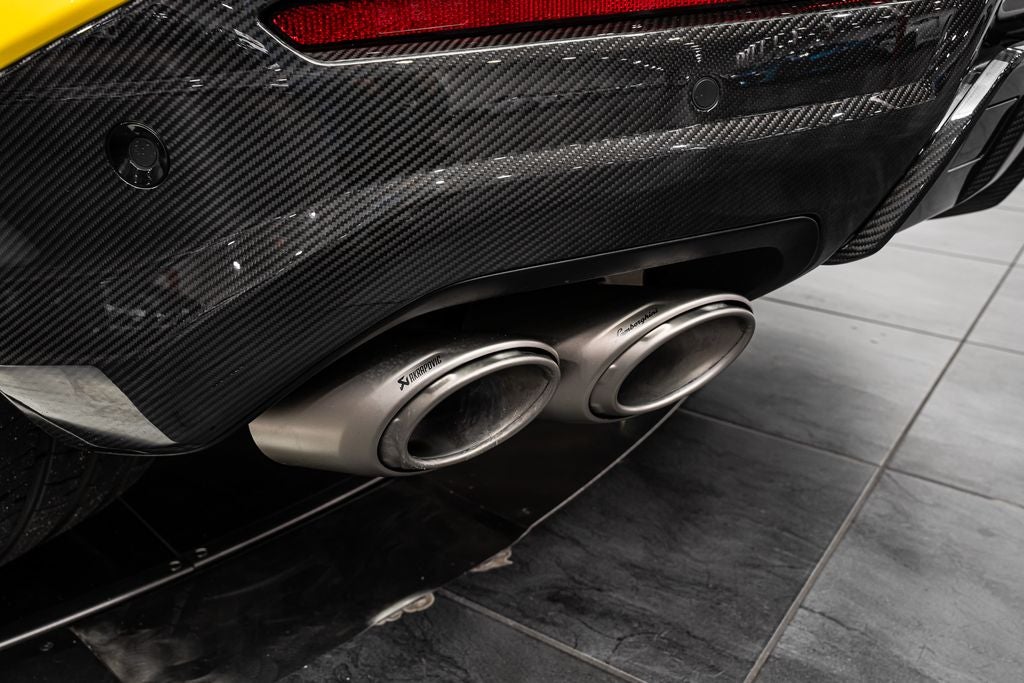 2023 Lamborghini Urus Performante