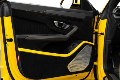 2023 Lamborghini Urus Performante