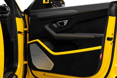 2023 Lamborghini Urus Performante