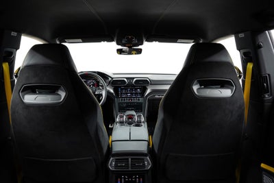 2023 Lamborghini Urus Performante