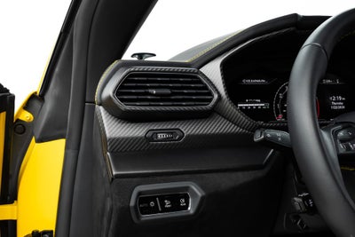 2023 Lamborghini Urus Performante