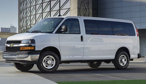 2025 Chevrolet Express 3500